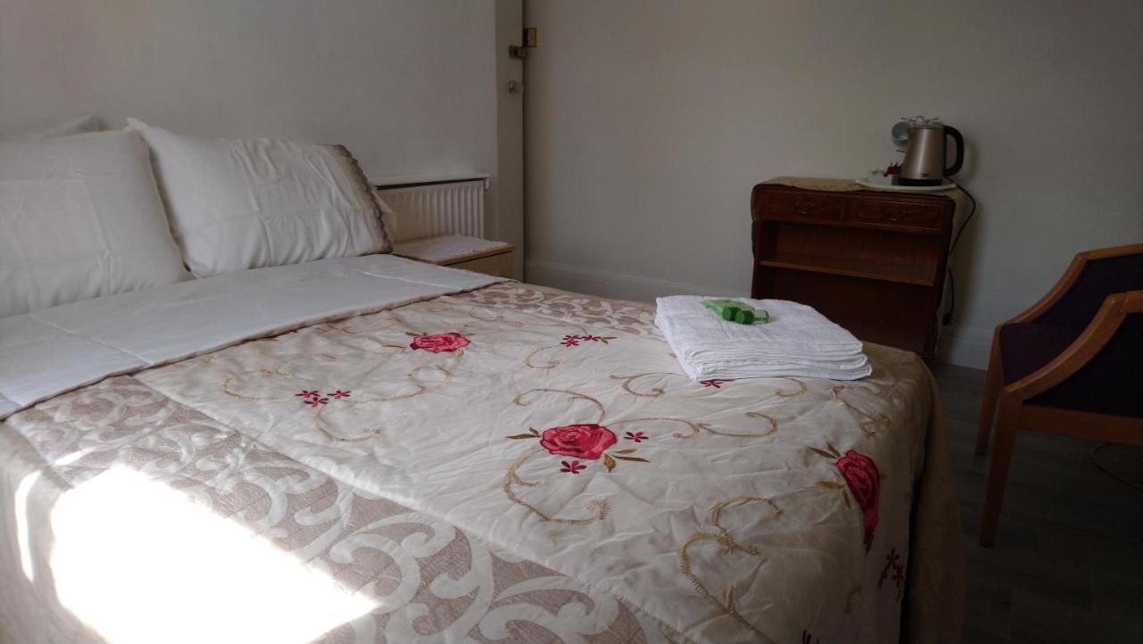 Renovated 4-Bed Home - Sleeps 9 - Parking - Spa Blackpool Ngoại thất bức ảnh